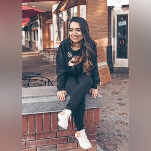 Meet your Posher, Lupe 🌸